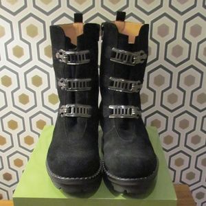 L'amourDesPieds black suede ankle boots size 6